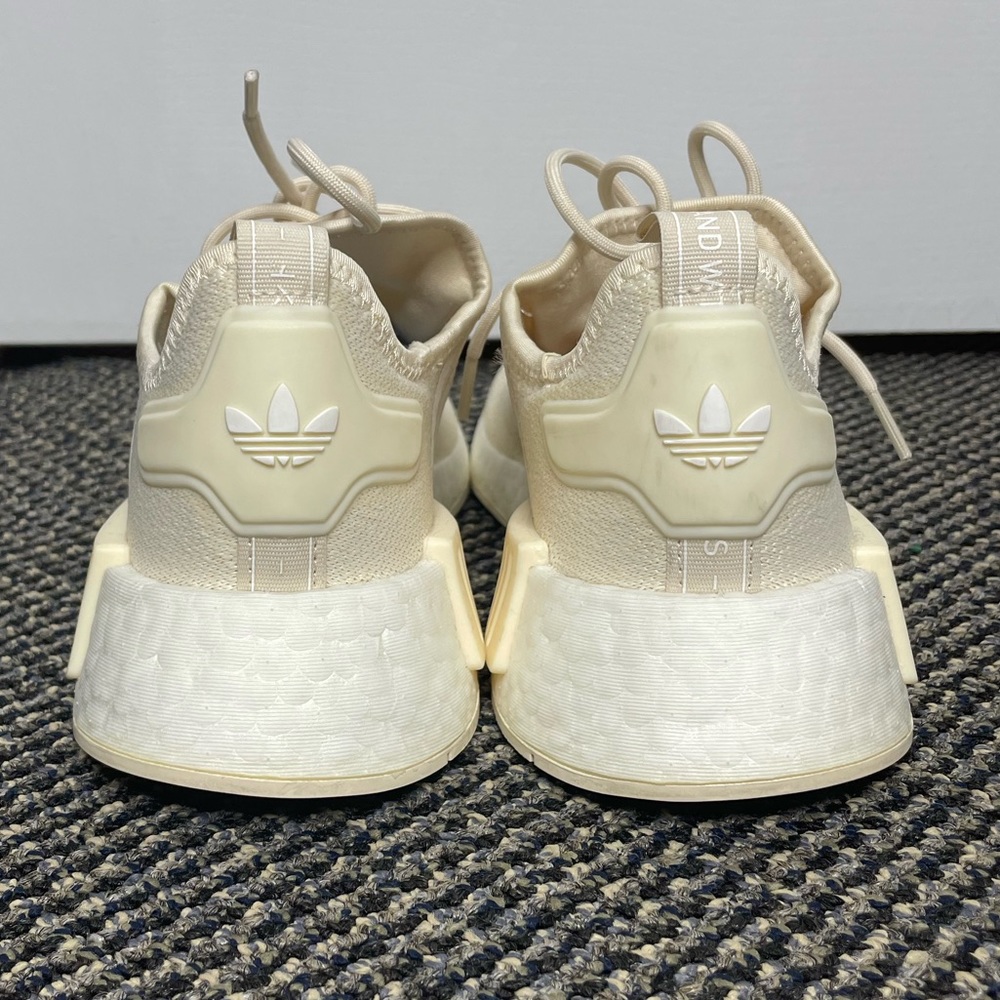 Adidas NMD_R1 Athletic Shoe Wonder White Size 7 (FLAWED SEE CAPTION / PHOTOS) - Picture 3 of 15